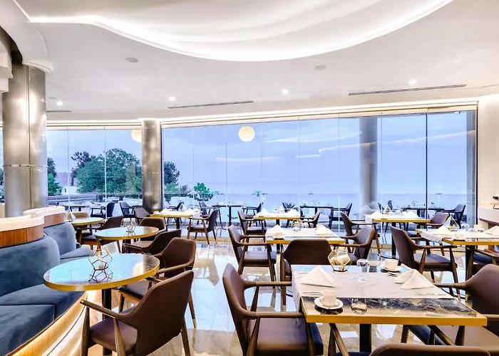 酒店 Alexandra Elegance Bridging Generations (adults Only) 5*