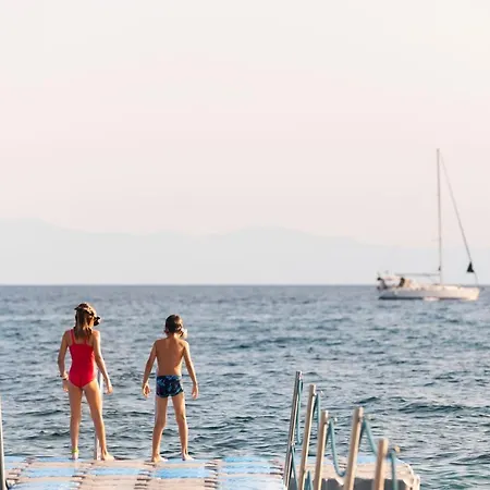 ホテル Alexandra Elegance Bridging Generations (adults Only) ポトス