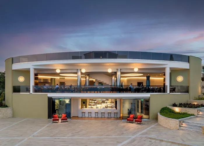 Alexandra Elegance Bridging Generations (adults Only)